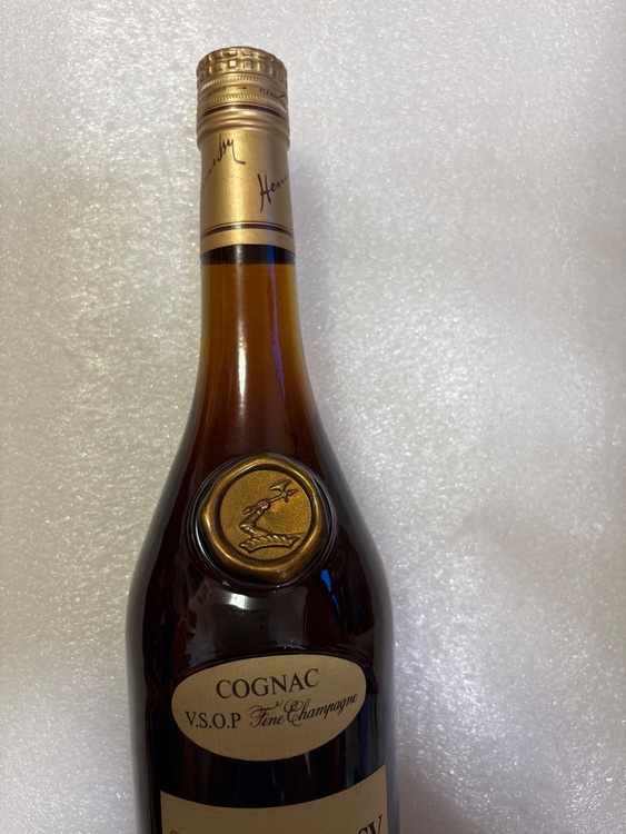 ブランデー ヘネシー （お酒）の商品画像 - 査定依頼日：2025年8月13日 - 最高査定価格：6,000円