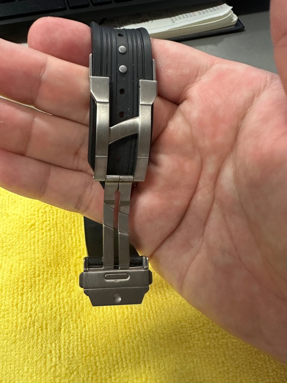 ウブロ ビッグバン ウニコ（高級時計）の商品画像 - 査定依頼日：2025年7月20日 - 最高査定価格：1,400,000円