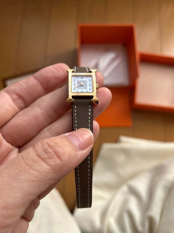 エルメス　HH102（ブランド財布・小物）の商品画像 - 査定依頼日：2025年1月8日 - 最高査定価格：150,000円