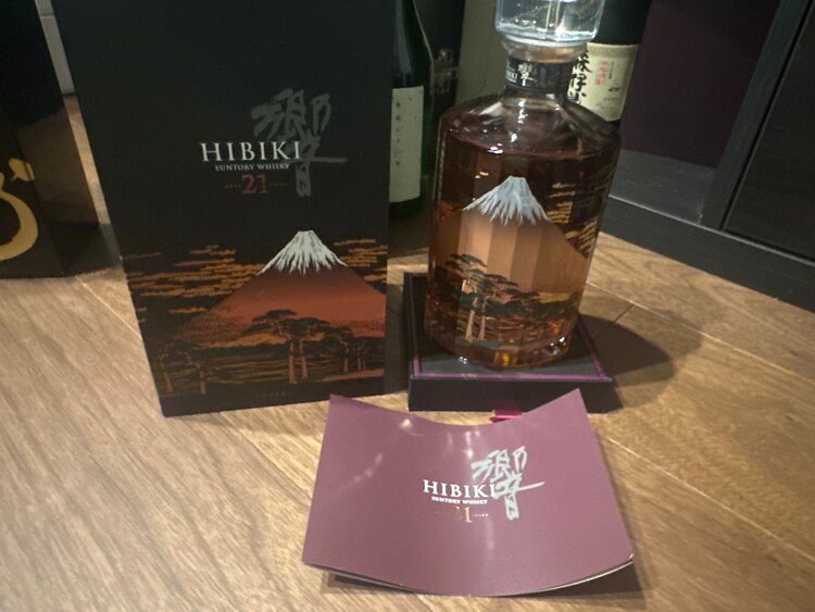 21年富士風雲図（お酒）の商品画像 - 査定依頼日：2025年5月11日 - 最高査定価格：315,000円