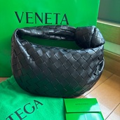 ボッテガ・ヴェネタ  （ブランドバッグ）の商品画像 - 査定依頼日：2025年11月13日 - 最高査定価格：200,000円