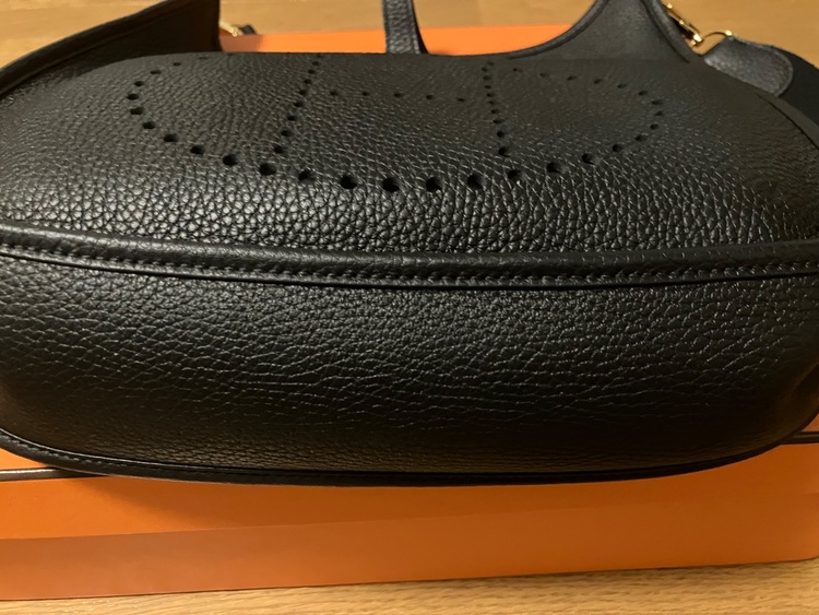 エルメス エブリン （ブランドバッグ）の商品画像 - 査定依頼日：2025年7月30日 - 最高査定価格：450,000円