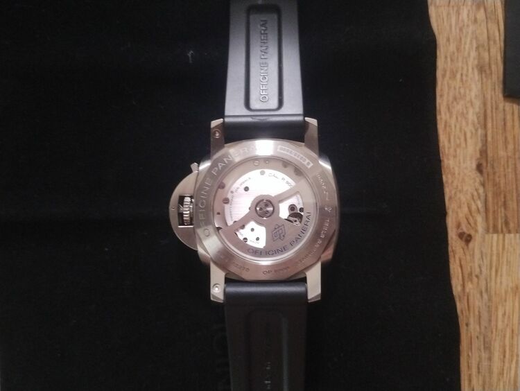 パネライ ルミノール pam0031（高級時計）の商品画像 - 査定依頼日：2025年6月27日 - 最高査定価格：460,000円