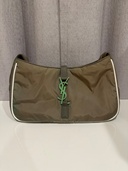 サンローラン SAINT LAURENT LE5A7ショルダーバッグ（ブランドバッグ）の商品画像 - 査定依頼日：2026年9月19日 - 最高査定価格：85,000円