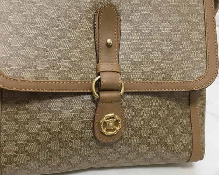 セリーヌ マカダム ショルダーバッグ ヴィンテージ（ブランドバッグ）の商品画像 - 査定依頼日：2024年1月22日 - 最高査定価格：15,000円