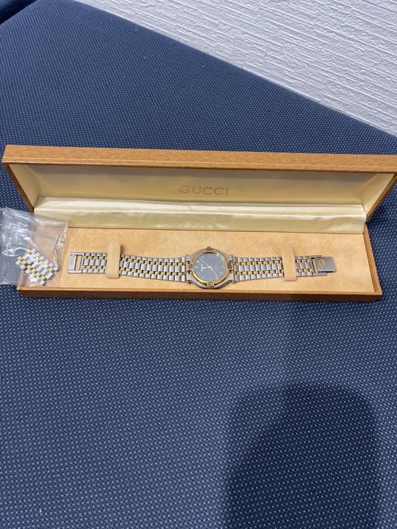 グッチの腕時計（高級時計）の商品画像 - 査定依頼日：2025年9月12日 - 最高査定価格：8,000円
