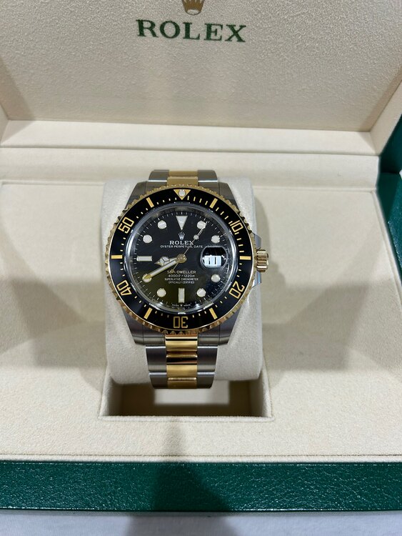 ロレックス シードゥエラー 126603（高級時計）の商品画像 - 査定依頼日：2025年2月11日 - 最高査定価格：2,200,000円