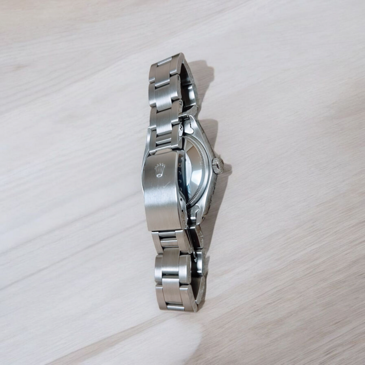 Oyster Perpetual Date（高級時計）の商品画像 - 査定依頼日：2025年3月14日 - 最高査定価格：380,000円