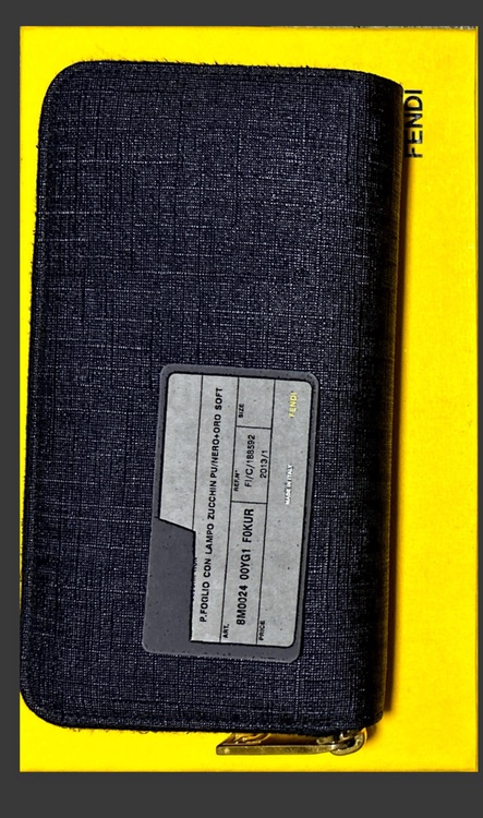 フェンディ  （ブランドバッグ）の商品画像 - 査定依頼日：2025年10月18日 - 最高査定価格：25,000円