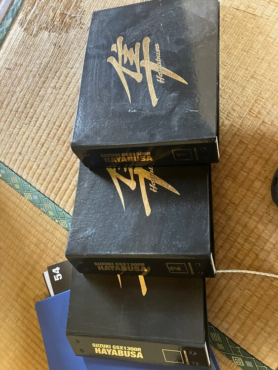 ディアゴスティーニ1/4スズキGSX1300R（フィギュア・プラモデル）の商品画像 - 査定依頼日：2025年6月1日 - 最高査定価格：30,000円