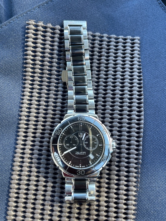 タグホイヤー フォーミュラ CAH1210RPC026（高級時計）の商品画像 - 査定依頼日：2025年11月22日 - 最高査定価格：95,000円