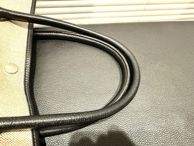 ガーデンパーティ（ブランドバッグ）の商品画像 - 査定依頼日：2025年12月19日 - 最高査定価格：100,000円