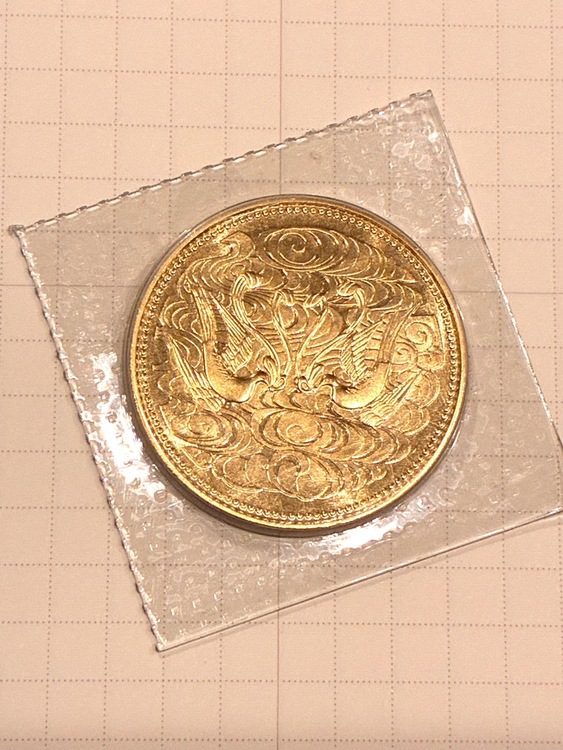 天皇陛下御在位60年記念 10万円金貨（金・貴金属）の商品画像 - 査定依頼日：2026年3月11日 - 最高査定価格：530,000円