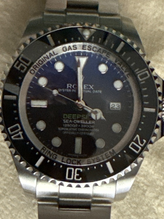 ロレックス シードゥエラー 11666（高級時計）の商品画像 - 査定依頼日：2025年7月1日 - 最高査定価格：1,700,000円