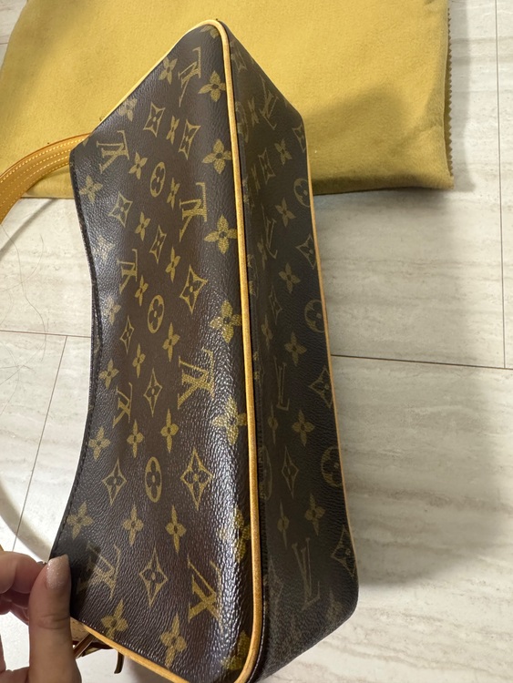 ヴィバシテ（ブランドバッグ）の商品画像 - 査定依頼日：2025年6月13日 - 最高査定価格：130,000円