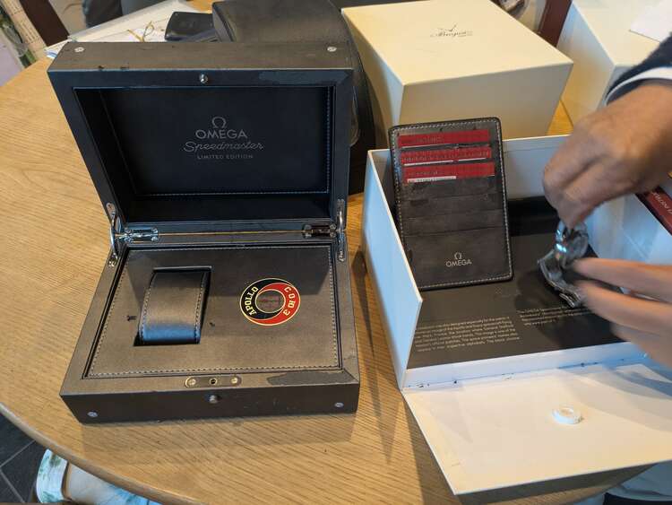 スピードマスター（高級時計）の商品画像 - 査定依頼日：2025年3月19日 - 最高査定価格：2,000,000円