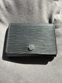 名刺入れ（ブランド財布・小物）の商品画像 - 査定依頼日：2024年12月25日 - 最高査定価格：14,000円