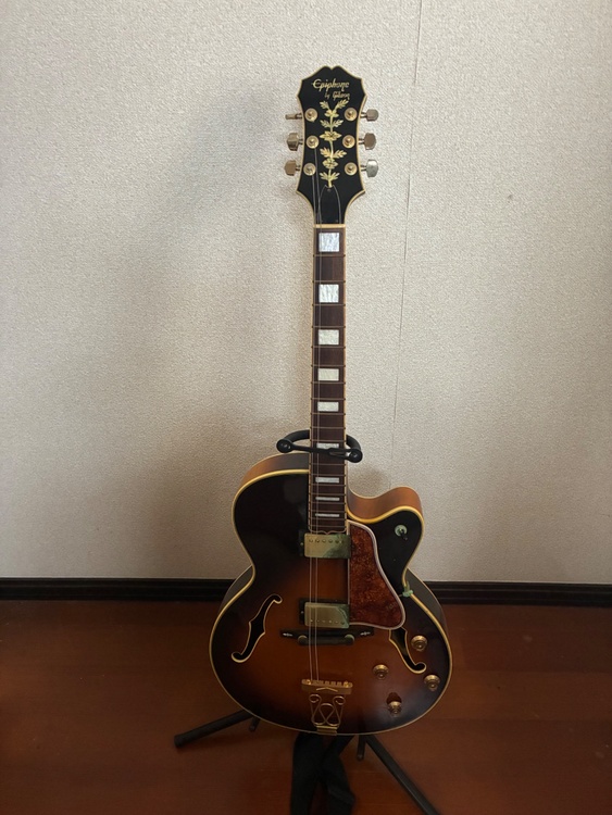 エピフォン　ブロードウェイ（ピアノ・楽器・PA機材）の商品画像 - 査定依頼日：2026年1月25日 - 最高査定価格：150,000円