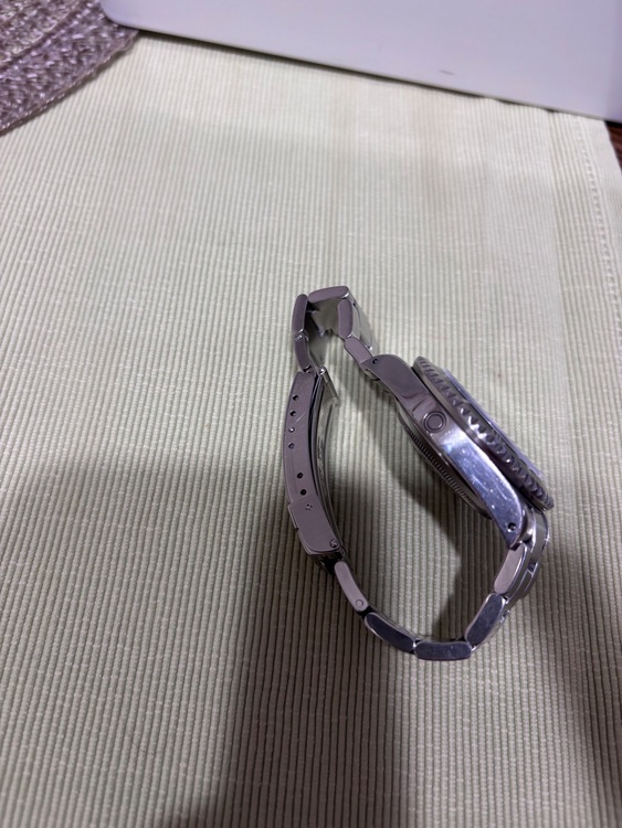 ロレックス シードゥエラー 16600（高級時計）の商品画像 - 査定依頼日：2025年9月24日 - 最高査定価格：1,350,000円