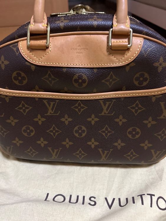 ルイヴィトン モノグラム （ブランドバッグ）の商品画像 - 査定依頼日：2026年2月15日 - 最高査定価格：85,000円