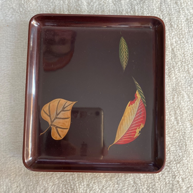 美術漆器　10枚（美術品・骨董品）の商品画像 - 査定依頼日：2025年10月16日 - 最高査定価格：1,000円