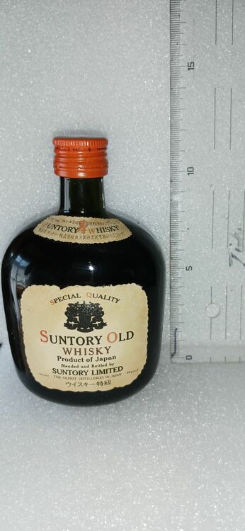 サントリーオールド（お酒）の商品画像 - 査定依頼日：2025年11月6日 - 最高査定価格：400円