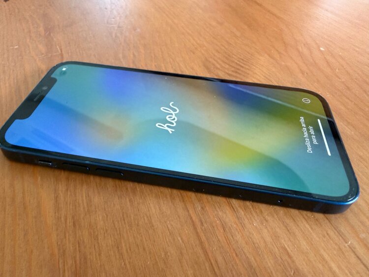 iPhone iPhone 12 64GB SIMフリー（スマホ）の商品画像 - 査定依頼日：2026年7月4日 - 最高査定価格：20,000円