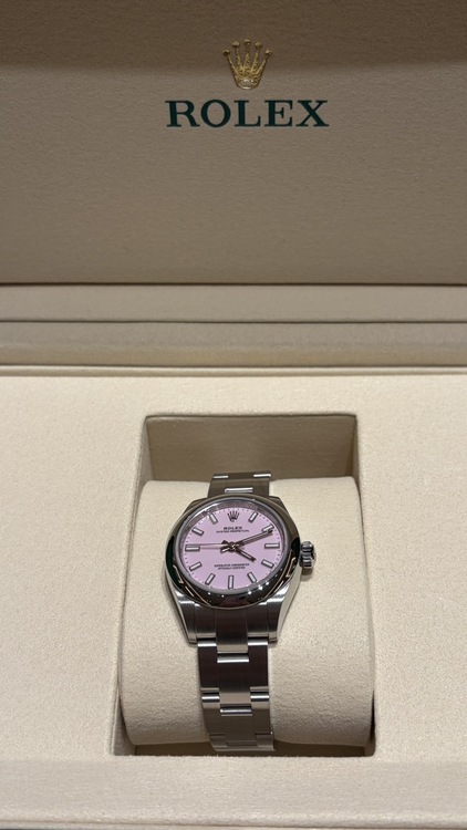 オイスターパーペチュアル　ピンク（高級時計）の商品画像 - 査定依頼日：2026年1月27日 - 最高査定価格：1,300,000円