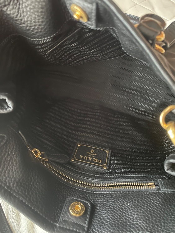 1BG625 GLACÉ CALF BALTICO（ブランドバッグ）の商品画像 - 査定依頼日：2026年9月11日 - 最高査定価格：20,000円