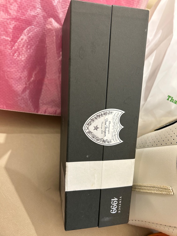 シャンパン ドン・ペリニヨン （お酒）の商品画像 - 査定依頼日：2025年9月25日 - 最高査定価格：19,000円