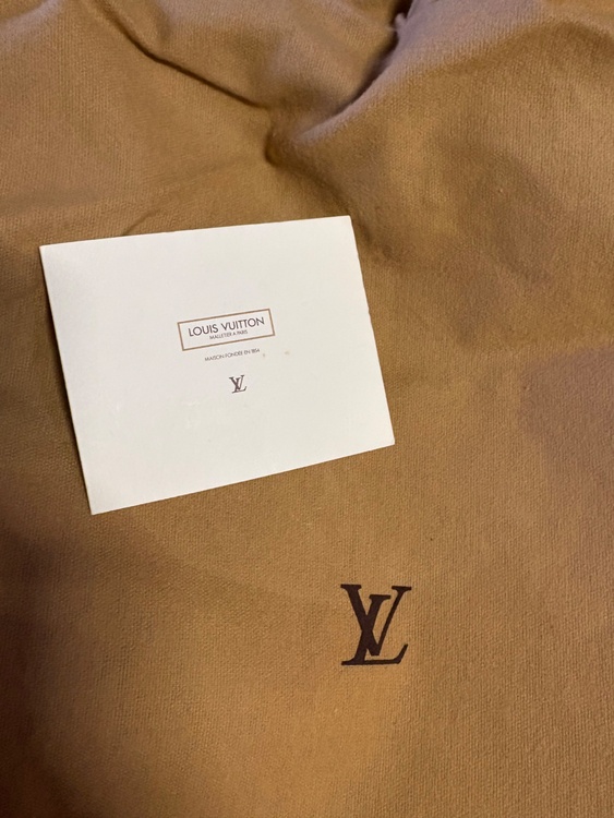 ルイヴィトン エピ（ブランドバッグ）の商品画像 - 査定依頼日：2026年1月26日 - 最高査定価格：55,000円