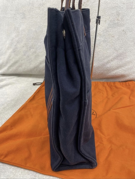 # HERMES エルメス フールトゥMM キャンバス トートバッグ ハンドバッ（ブランドバッグ）の商品画像 - 査定依頼日：2026年5月25日 - 最高査定価格：10,000円