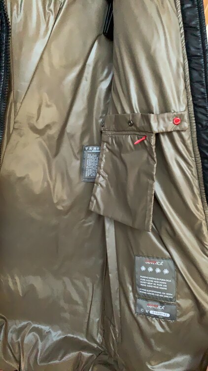 デュベティカ（古着・ファッション）の商品画像 - 査定依頼日：2024年12月2日 - 最高査定価格：15,000円