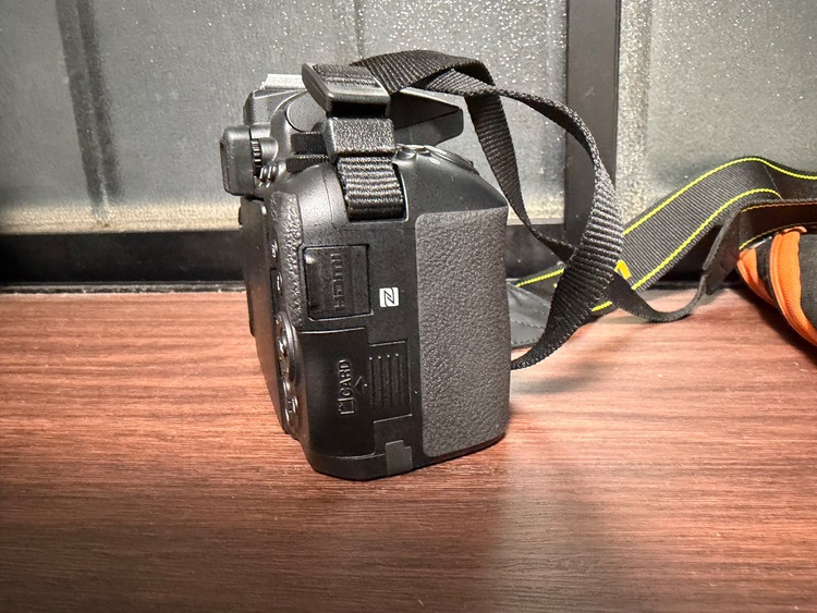 D5600（カメラ）の商品画像 - 査定依頼日：2025年10月20日 - 最高査定価格：28,000円