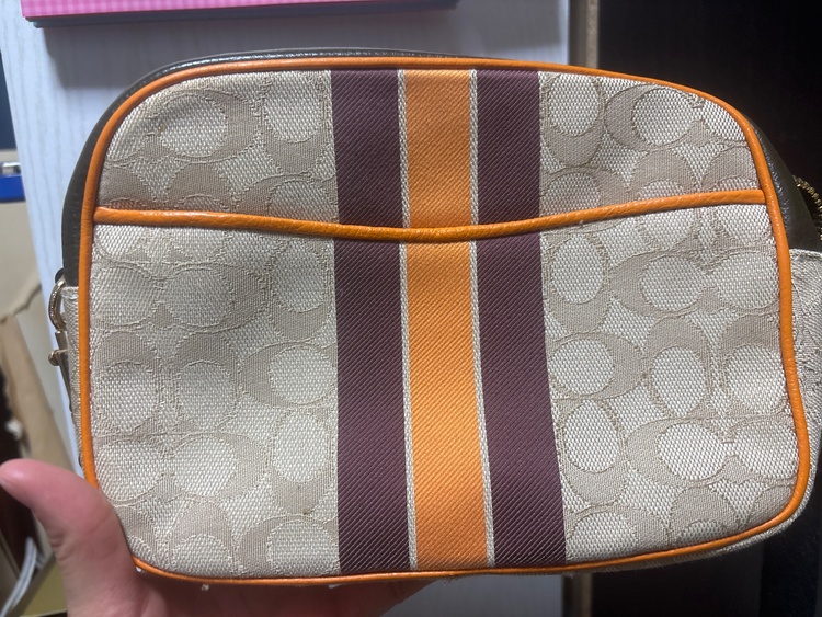 その他 コーチ （ブランドバッグ）の商品画像 - 査定依頼日：2026年2月14日 - 最高査定価格：4,000円