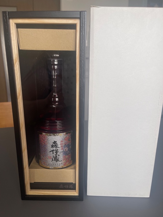 焼酎 森伊蔵 （お酒）の商品画像 - 査定依頼日：2025年8月27日 - 最高査定価格：40,000円