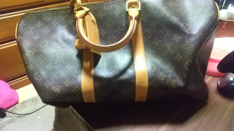 キーポル中（ブランドバッグ）の商品画像 - 査定依頼日：2026年3月22日 - 最高査定価格：90,000円