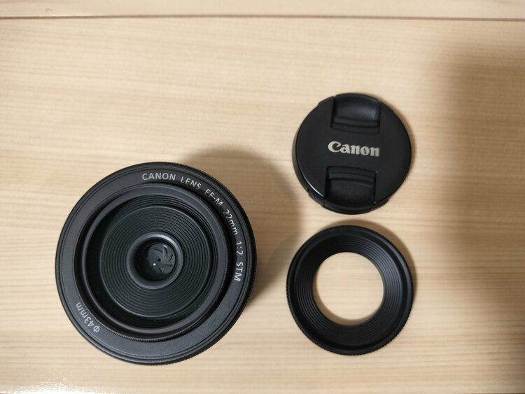 キヤノン EF-M22mm F2 STM（カメラ）の商品画像 - 査定依頼日：2026年2月4日 - 最高査定価格：5,000円