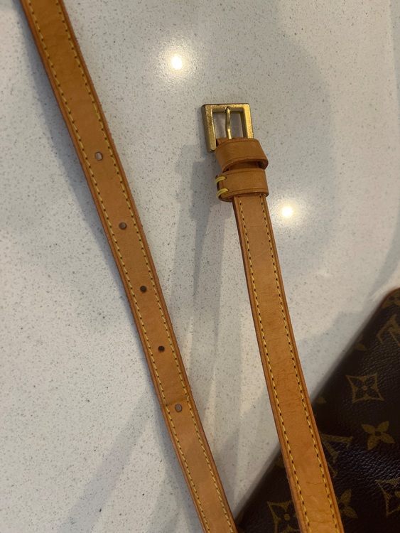 トロターショルダー（ブランドバッグ）の商品画像 - 査定依頼日：2025年8月22日 - 最高査定価格：80,000円