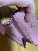 ミュウミュウ（ブランド財布・小物）の商品画像 - 査定依頼日：2023年1月28日 - 最高査定価格：2,000円