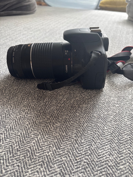 EOS kissx2（カメラ）の商品画像 - 査定依頼日：2026年4月20日 - 最高査定価格：8,000円