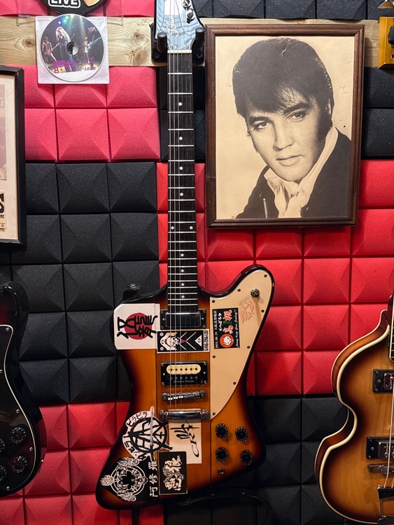 ファイヤーバード（ピアノ・楽器・PA機材）の商品画像 - 査定依頼日：2026年4月2日 - 最高査定価格：100,000円