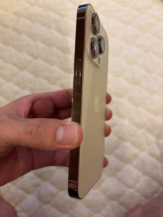 iPhone14Pro本体（スマホ）の商品画像 - 査定依頼日：2026年8月8日 - 最高査定価格：61,000円