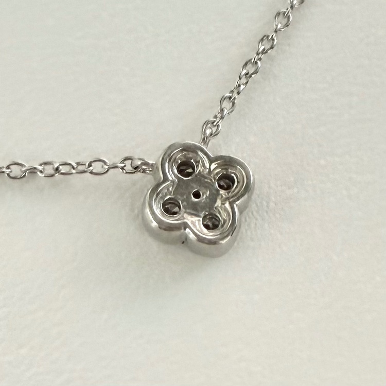 ヴァンドーム青山　プラチナ950 850 ダイヤ0.17ct ネックレス（金・貴金属）の商品画像 - 査定依頼日：2026年3月2日 - 最高査定価格：35,000円