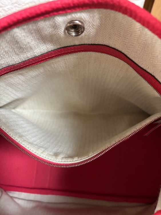 エルメス ガーデンパーティPM ネゴンダ ブーゲンビリア C刻印（ブランドバッグ）の商品画像 - 査定依頼日：2025年11月15日 - 最高査定価格：110,000円