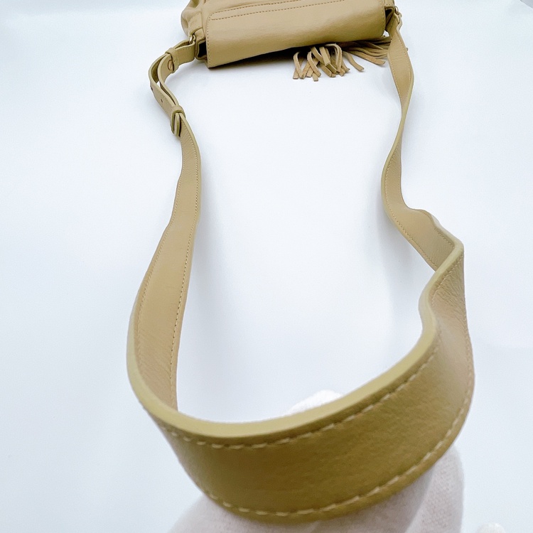 シーバイクロエ　バッグ（ブランドバッグ）の商品画像 - 査定依頼日：2026年2月16日 - 最高査定価格：1,000円