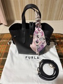 フルラ トートバッグ BASRFUA HSF000 （ブランドバッグ）の商品画像 - 査定依頼日：2025年11月2日 - 最高査定価格：5,000円