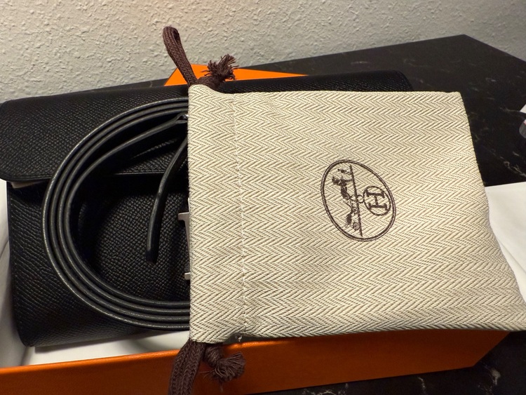 エルメス コンスタンス （ブランドバッグ）の商品画像 - 査定依頼日：2025年8月26日 - 最高査定価格：1,030,000円