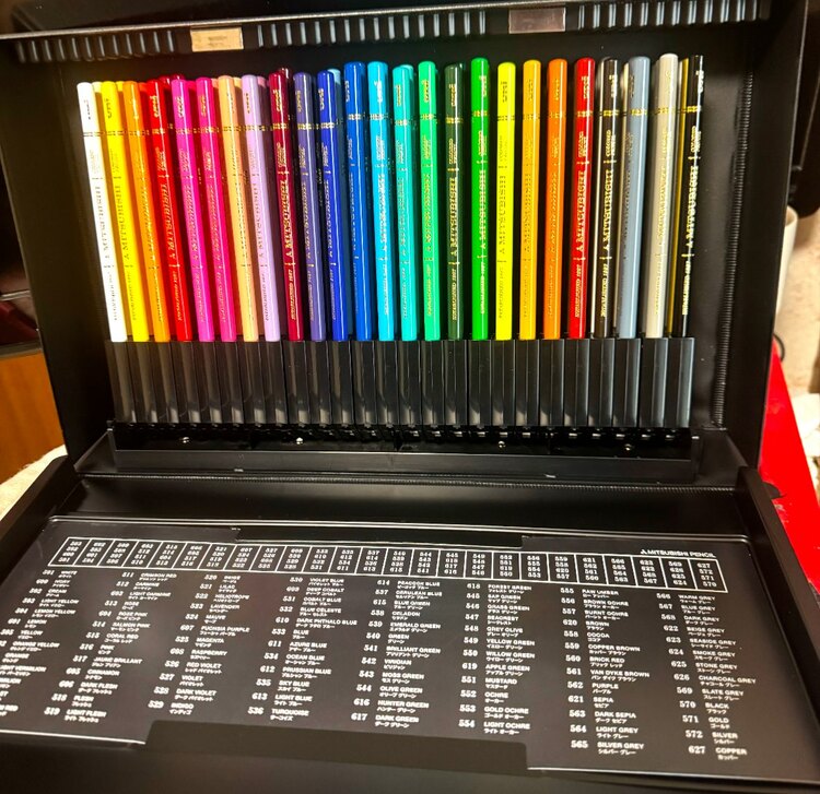 三菱鉛筆 色鉛筆 ユニカラー 100色 UC100C Japan（その他のおもちゃ）の商品画像 - 査定依頼日：2025年2月8日 - 最高査定価格：2,800円