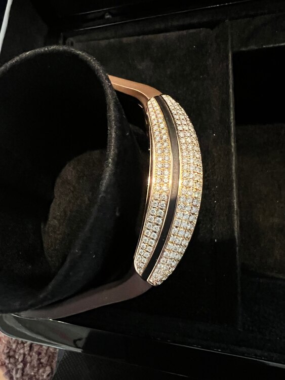 フランクミュラー その他 （高級時計）の商品画像 - 査定依頼日：2024年12月11日 - 最高査定価格：2,000,000円